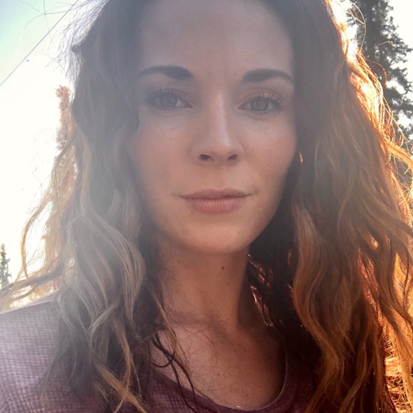 Meet your Posher, Brittney - Picture 1 of 1